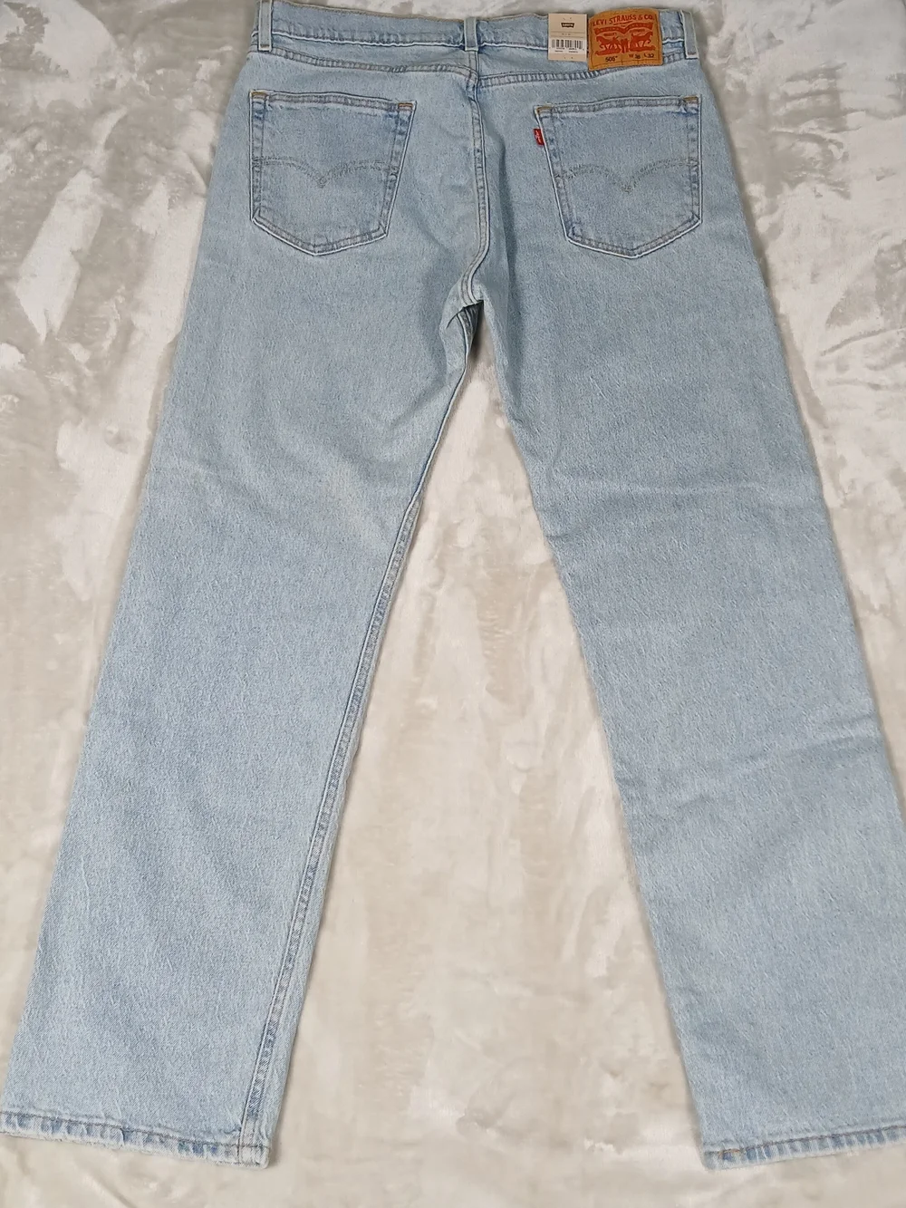 Levis leg inventory silhouette